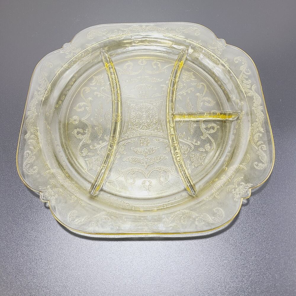 AMBER YELLOW DEPRESSION  GLASS FEDERAL MADRID 10 1/4" Divided Relish Plate